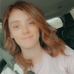 Meet your Posher, Mikayla